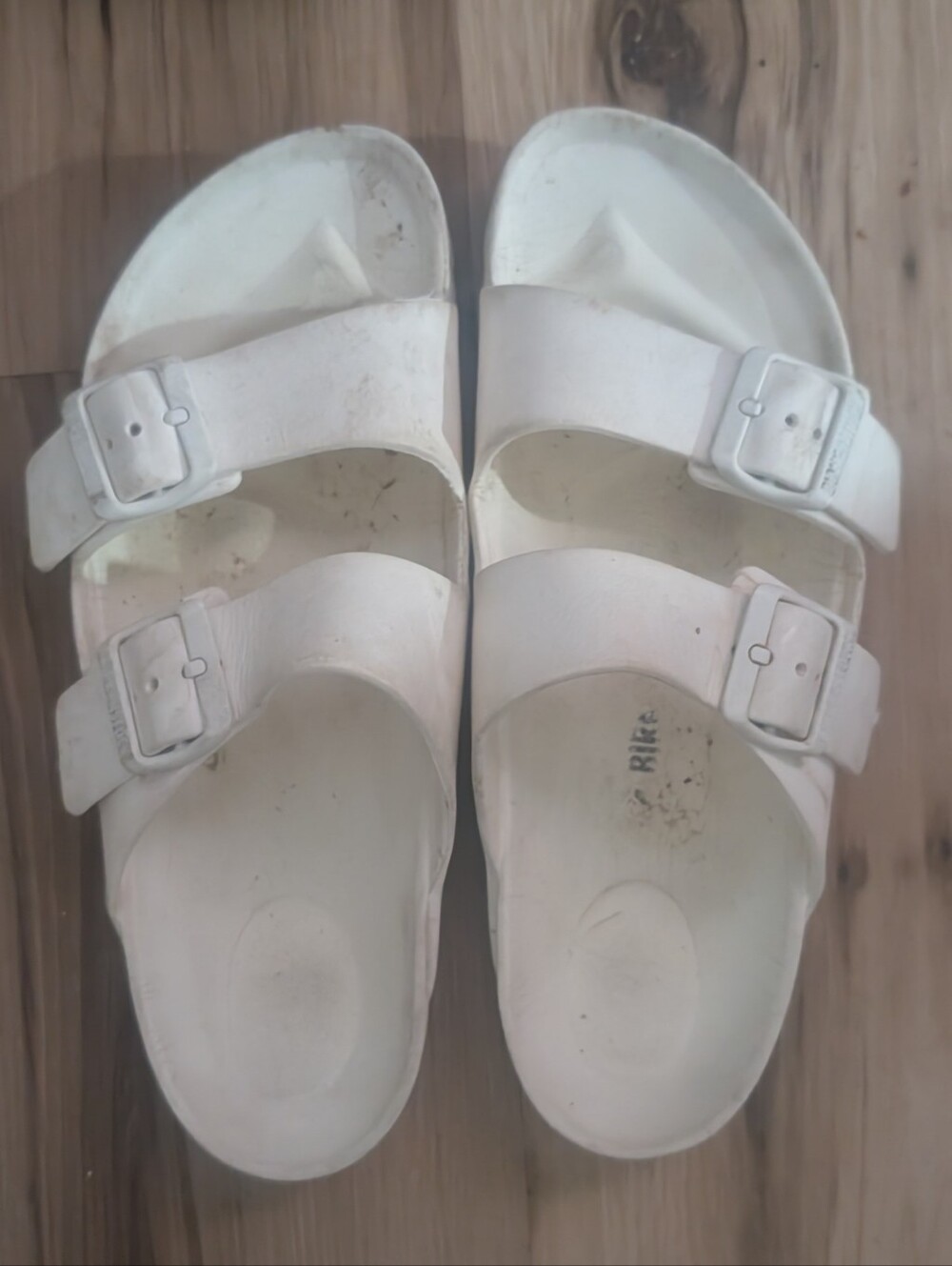 Amazon White Birchenstock type Sandals GUC Sz 8